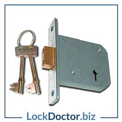 KM162 UNION CHUBB 3G114 5 Lever 80mm Deadlock with keys and step by step fitting instructions on how to change the lock from lockdoctorbiz